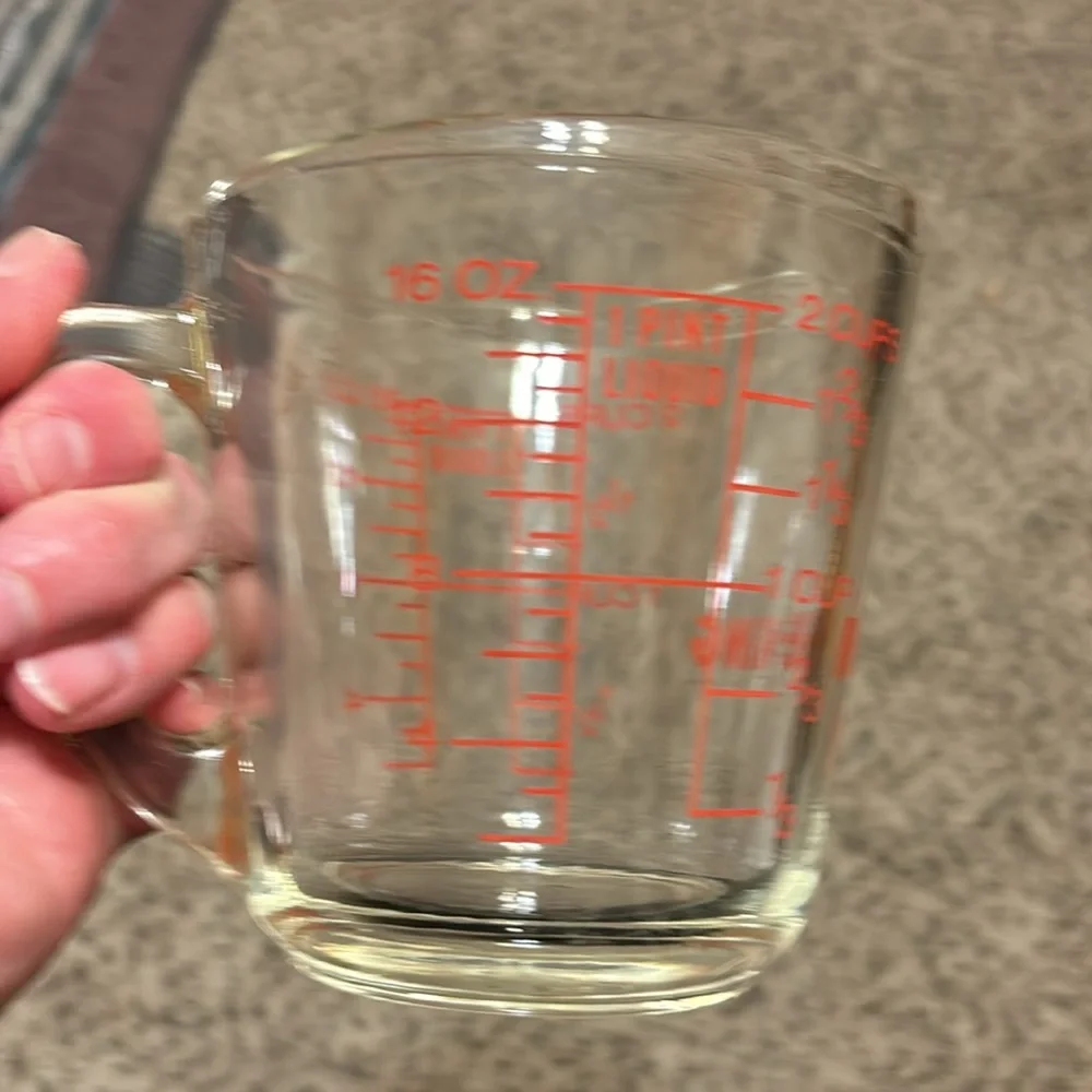 Fire King 2 Cup Measuring Cup